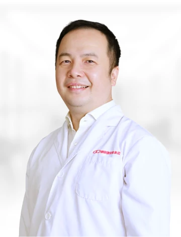 劉鑫 醫生 - 裕亨口腔診所院長